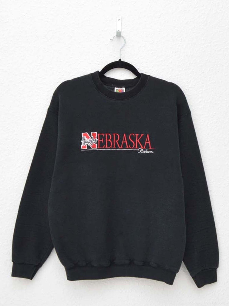 Vintage Nebraska Huskers Sweatshirt (M)