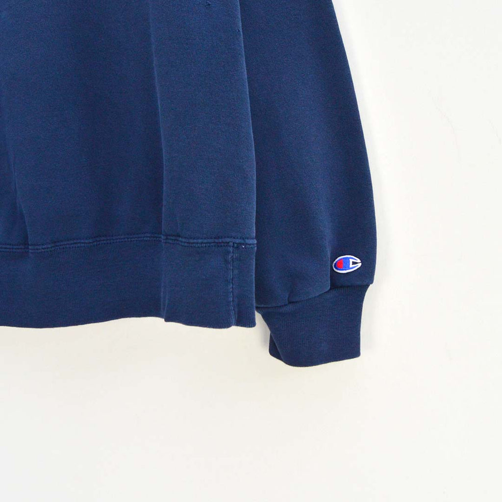 Vintage Champion Sweatshirt (M)